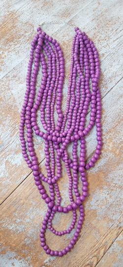 TUNEZ, collar