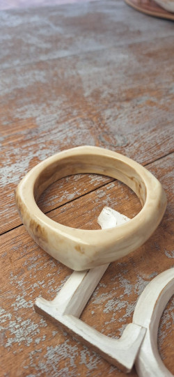 HESI beige, pulsera