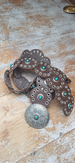 ARATEL, cinturón marrón