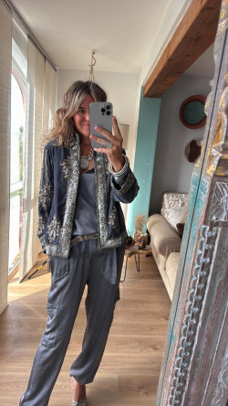 RADA pantalón saten gris