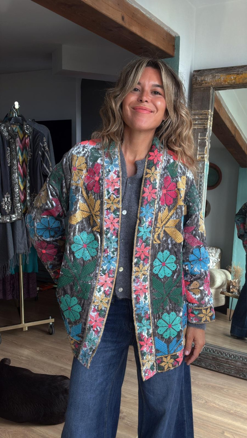 OFERIA chaqueta bordada