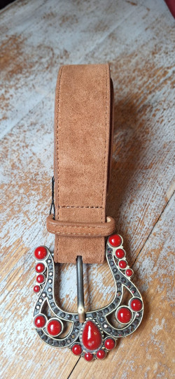 NIRO cinturón camel/rojo