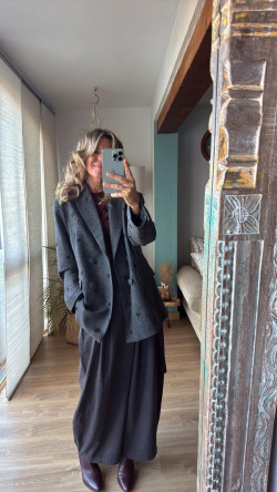 MADELIS americana, gris