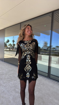 MAYA vestido negro/oro DRES CODE