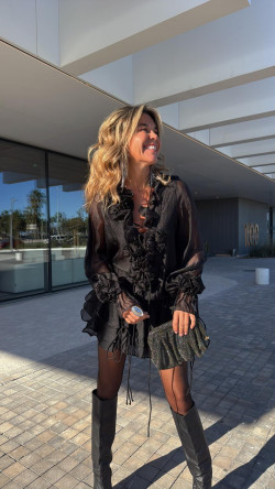 MORGANA  conjunto blusa + pantalón corto