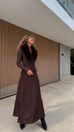 ELISA body marrón matizado hilo cobre