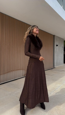 ELISA body marrón matizado hilo cobre