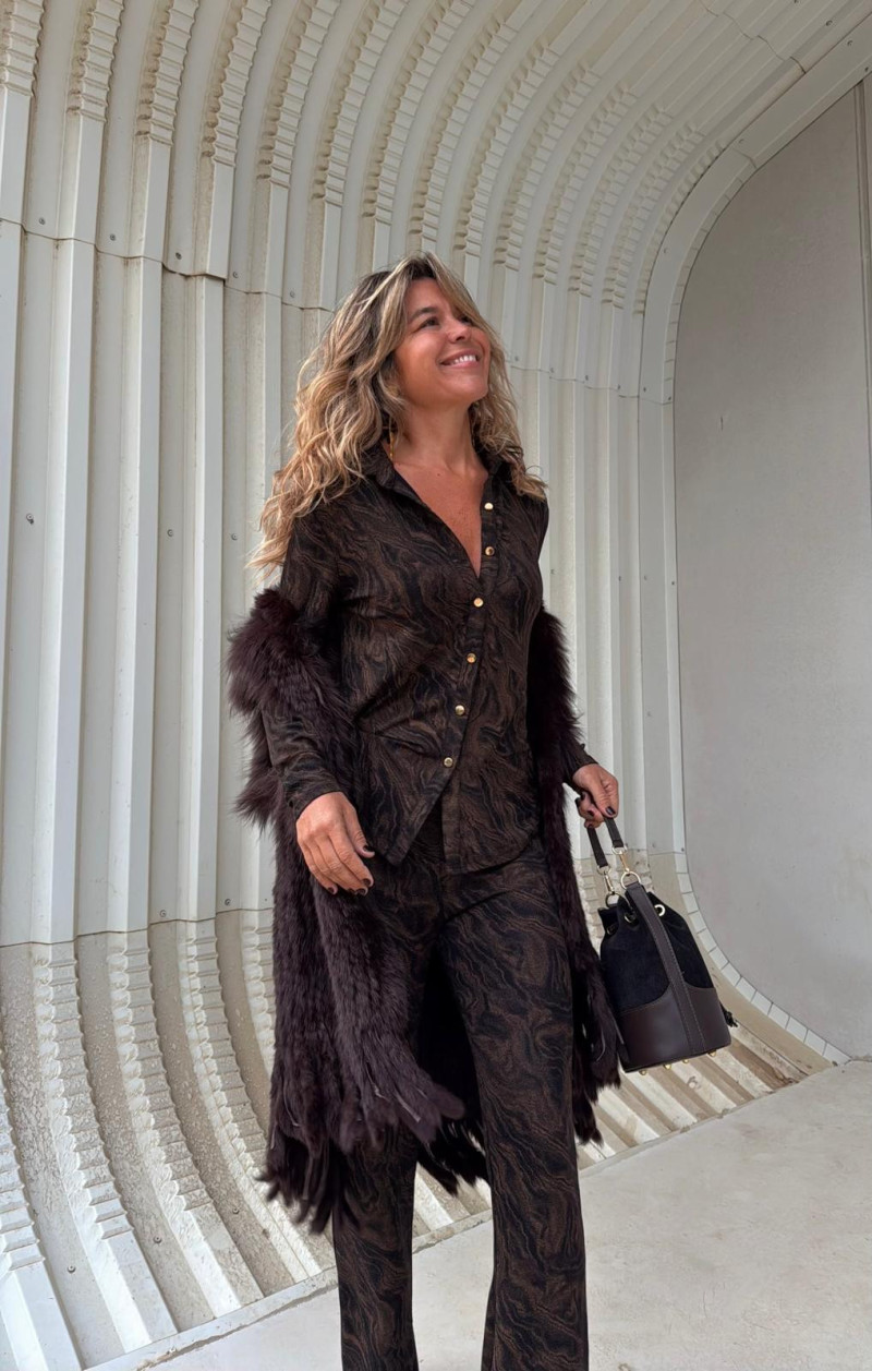 TIGRIS camisa marrón