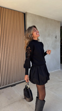 BONO negra, minifalda