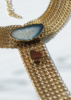 HAITÍ collar dorado