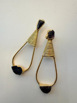 AMY pendientes dorados