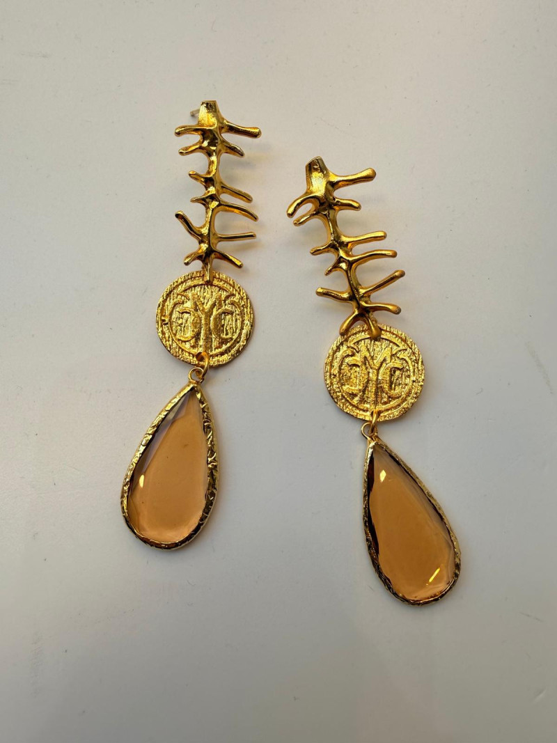 CASTOR pendientes dorados