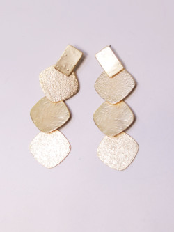 HOMERO pendientes dorados