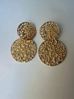 KOR pendientes dorados