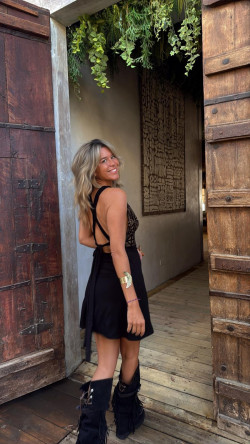 NARCIS vestido corto, negro/dorado