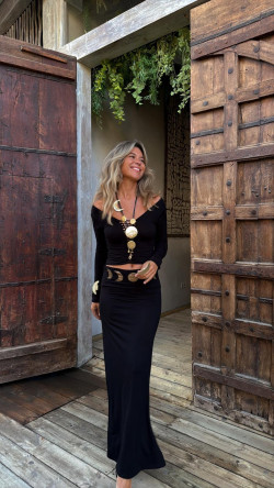 DIMAS top manga larga, negro