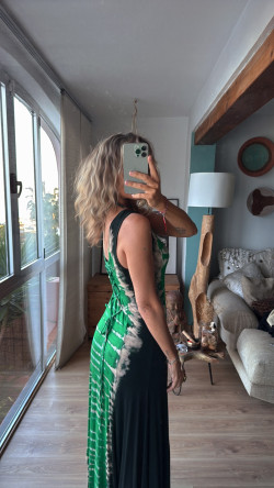 NAHUEL tie negro/esmeralda, vestido largo