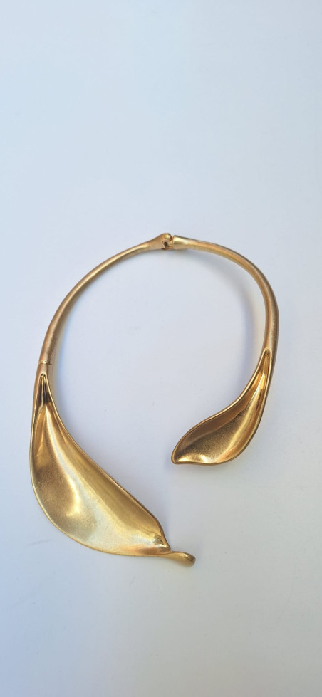 LIRIO collar rígido