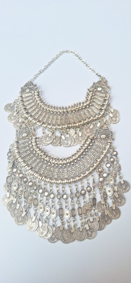 AISHA collar plateado