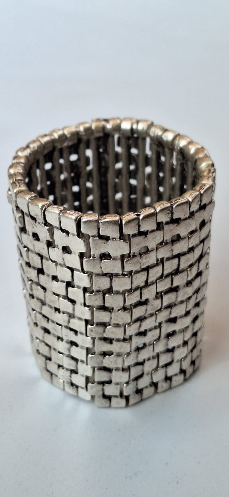 NEFERTARI, pulsera plateada .