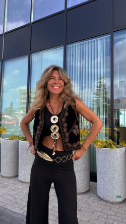 SORELA  chaleco negro