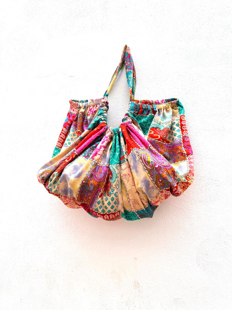 DIYA, Bolso baggy estampado patcwork