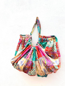 DIYA, Bolso baggy estampado patcwork