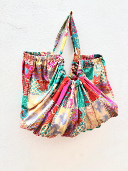 DIYA, Bolso baggy estampado patcwork