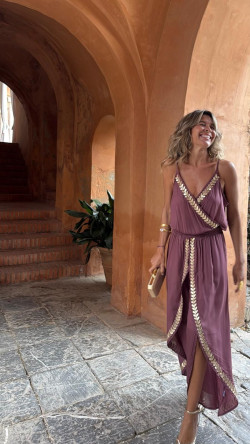 HILARIO  mono largo , rosa viejo