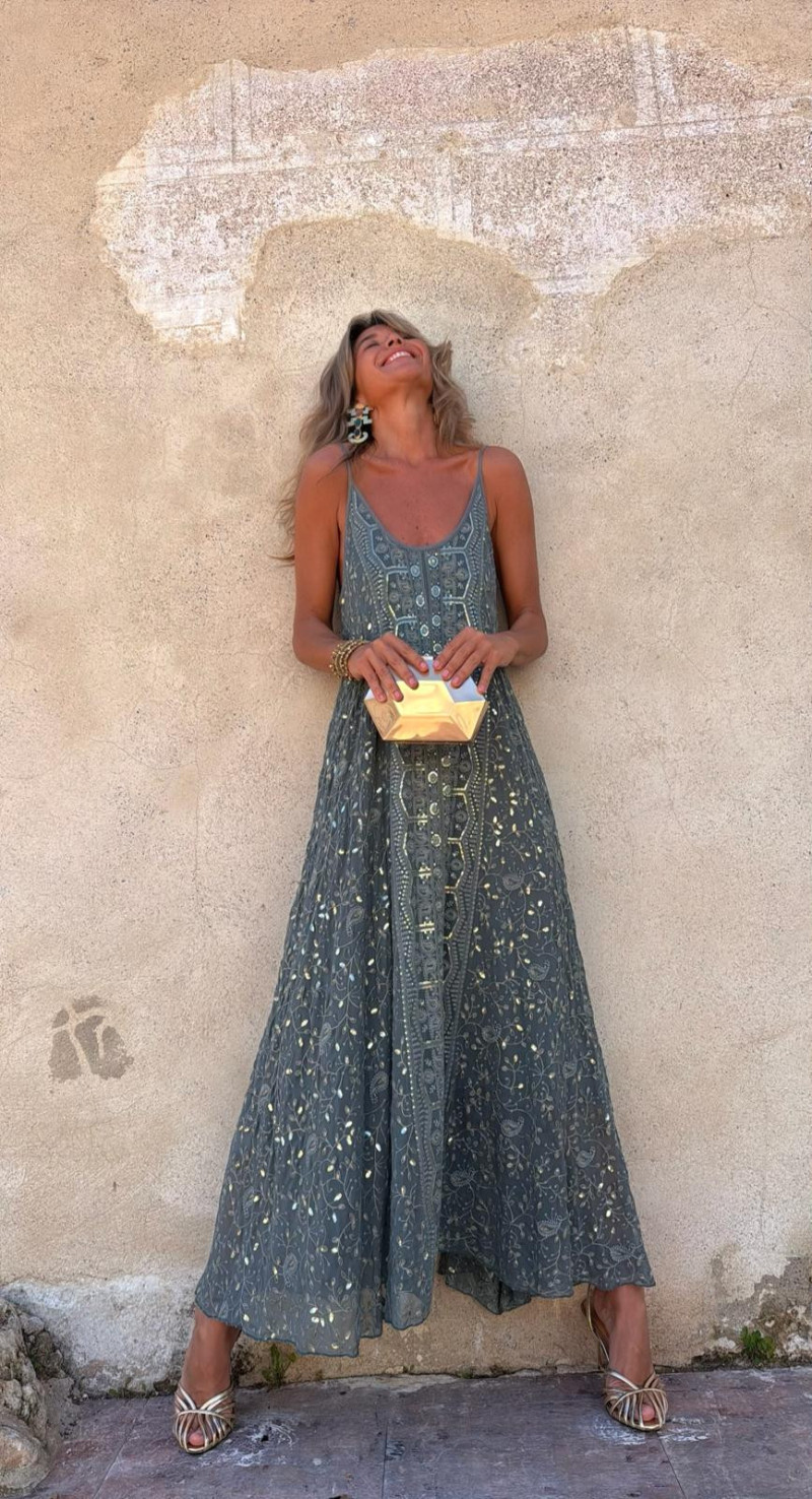 SONEVA vestido largo, verde inglés