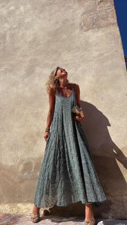 SONEVA vestido largo, verde inglés