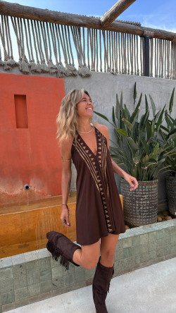 FELIX marrón/dorado, vestido corto