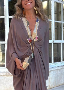 WATER, collar dorado