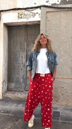 SHINE, Estrellas Rojo Pantalón