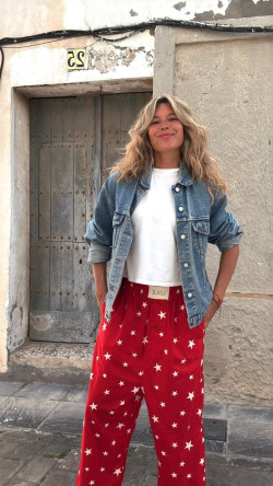 SHINE, Estrellas Rojo Pantalón