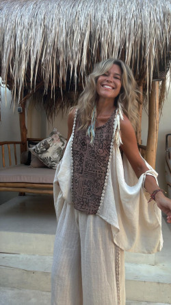 MORENA, Blanco Roto Top