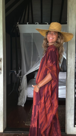 ZALI blusa irregular, tie burdeos /teja