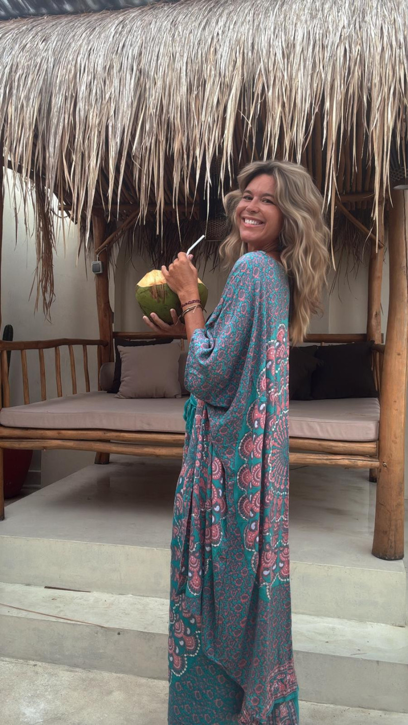 ESME, caftán abierto esmeralda