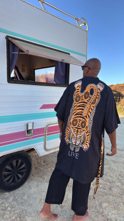 RETRO negro, caftán