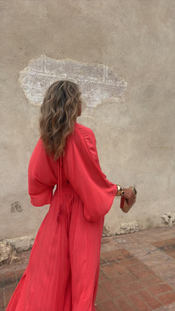 EDRIAN mono largo, coral/dorado