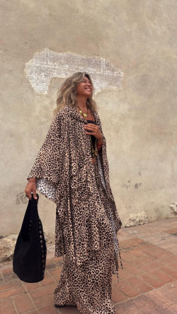 BENAI chaqueta con gorro, leopardo