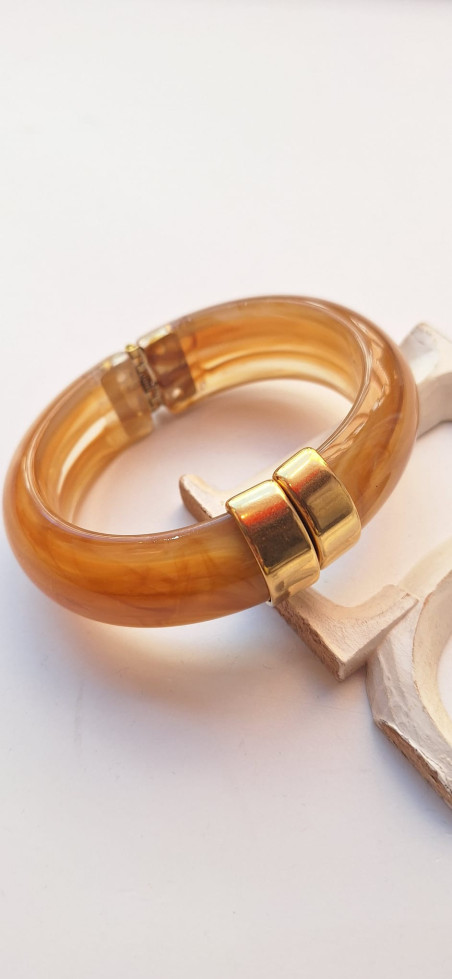 RANIT, Ambar Brazalete