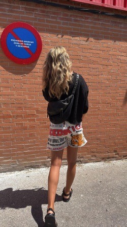 PAPYRS, Negro Camiseta