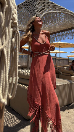RUBI vestido picos, teja