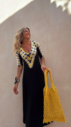 LOLO vestido midi, negro/amarillo tie