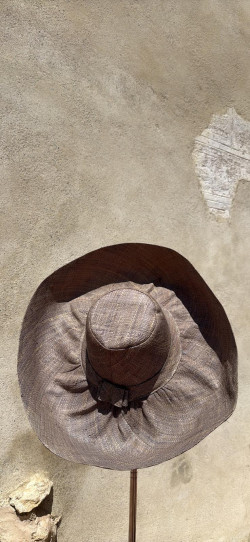 SIENNA,  Perla Sombrero