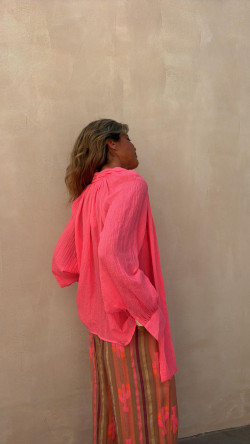 PEONIA blusa rosa fluor