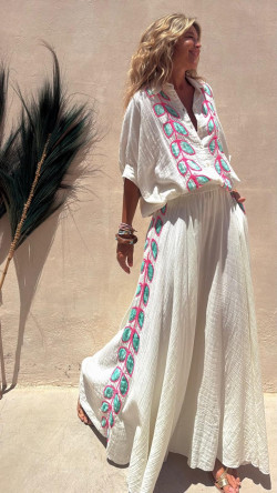 NELAS, Blanco Falda