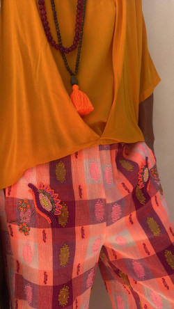 NODO pantalón
