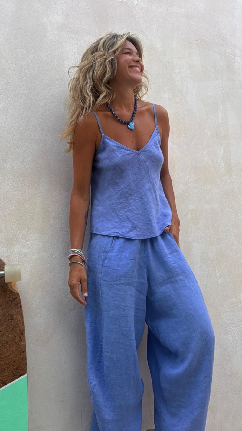 CAROLINA , Azul Top Lino